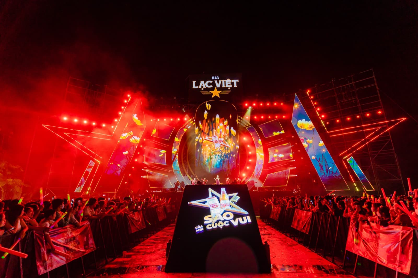 Bia Lạc Việt — 3 Cuộc Vui — Festival